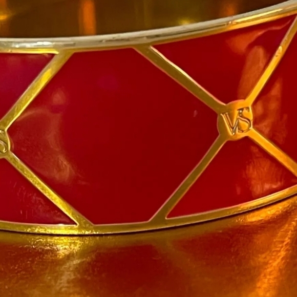Victoria’s Secret Magenta Pink & Gold Bangle - Picture 9 of 10